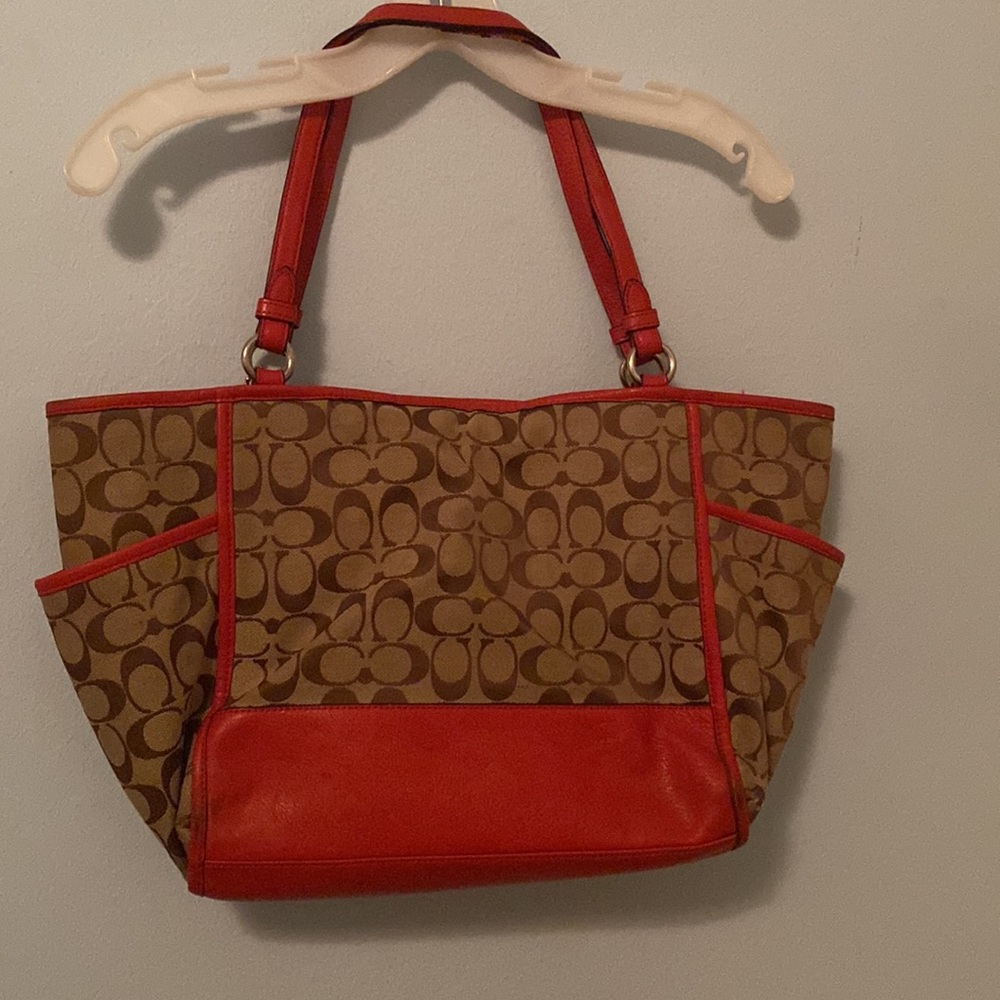 Authentic Coach Designer Handbag - Picture 2 of 6